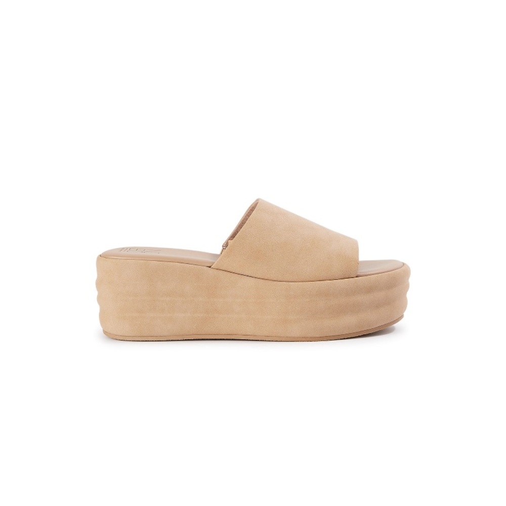 Tan beige platform wedge sandals